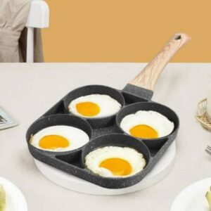 Poêle avec 4 compartiments